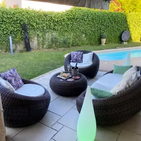 Villa Charmante A Cagnes-Sur-Mer Avec Piscine Privee * Кань-сюр-Мер